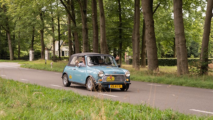 Mini Cooper auf der Veluwe in 